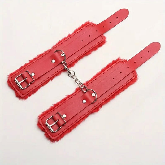 Esposas Eróticas con Peluche – Rojo - Juego de Dominación y Placer Suave | Correa Firme + Peluche Cómodo | Ajustables 💋 Furry Erotic Handcuffs – Soft Bondage Play | Firm Strap + Plush Comfort | Adjustable